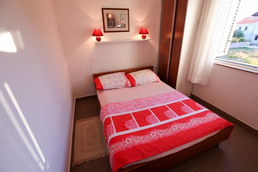 Apartments Franc Povljana Kamer foto